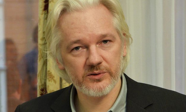 Assange, l’estradizione un attacco alla libertà di stampa