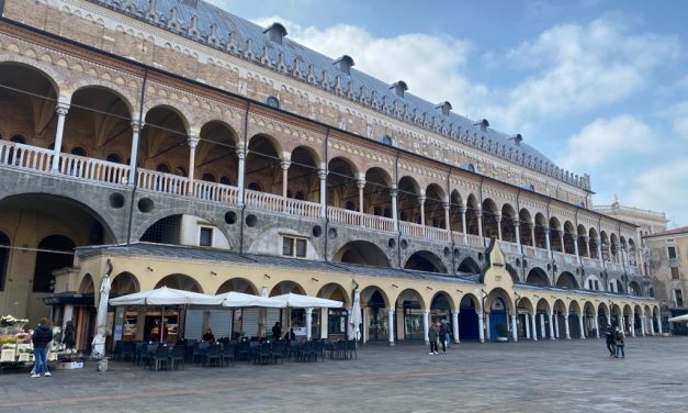 Solidarietà e condanna degli attacchi contro i giornalisti a Padova