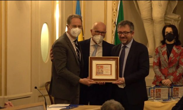 “Un pensiero grato ai colleghi che rischiano la vita per informare” Bartoli al Premio “Giornalista dell’anno-Michele Campione”.