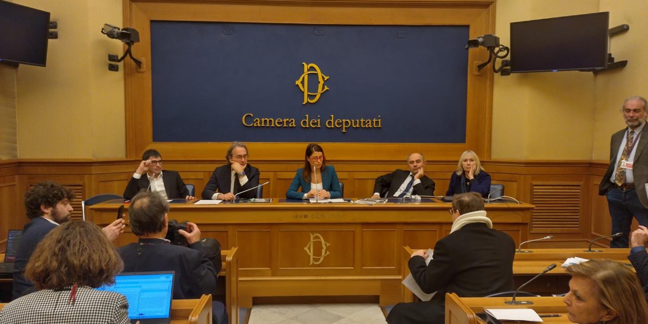 Libertà di informazione, presentata mozione alla Camera dei Deputati