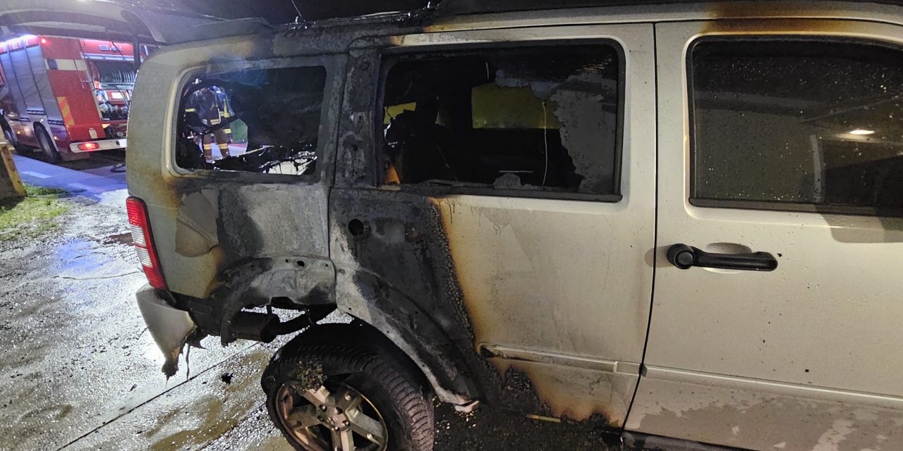 Incendiata l’auto di una giornalista di Merateonline. La solidarietà del CNOG