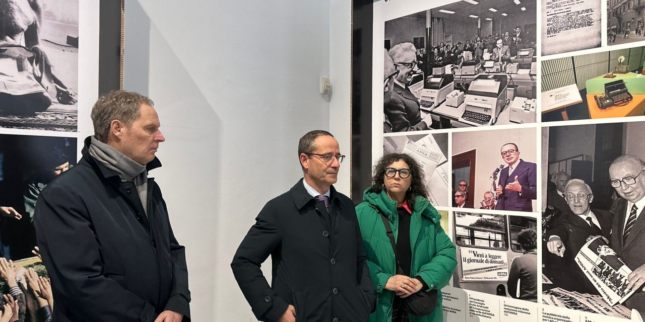 L’Ordine dei giornalisti visita la mostra ’80 di storia, 80 anni di ANSA’. “Un regalo ai cittadini e ai giornalisti”